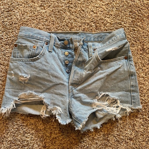 Levi's Light Blue Distressed Jean Shorts - Picture 1 of 3